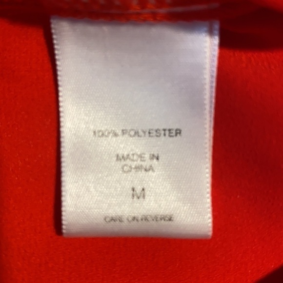 3 for $30 Red V-neck Blouse size medium 3/4 sleeve - Picture 10 of 10